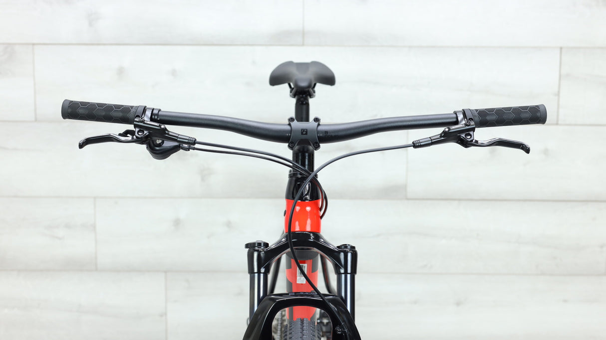 2023 Trek Procaliber 9.5 Mountain Bike - Large