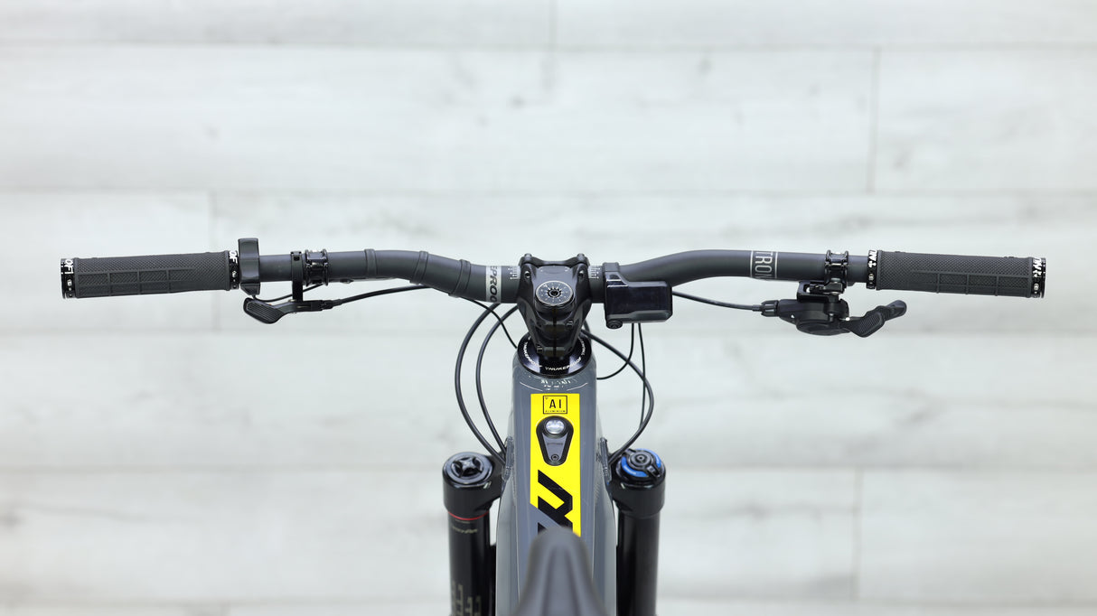 2022 Nukeproof Megawatt 297 Comp Mountain E-Bike - Medium