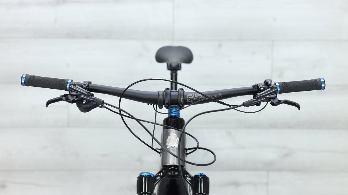 2022 Intense Tazer Expert Mountain E-Bike - Large