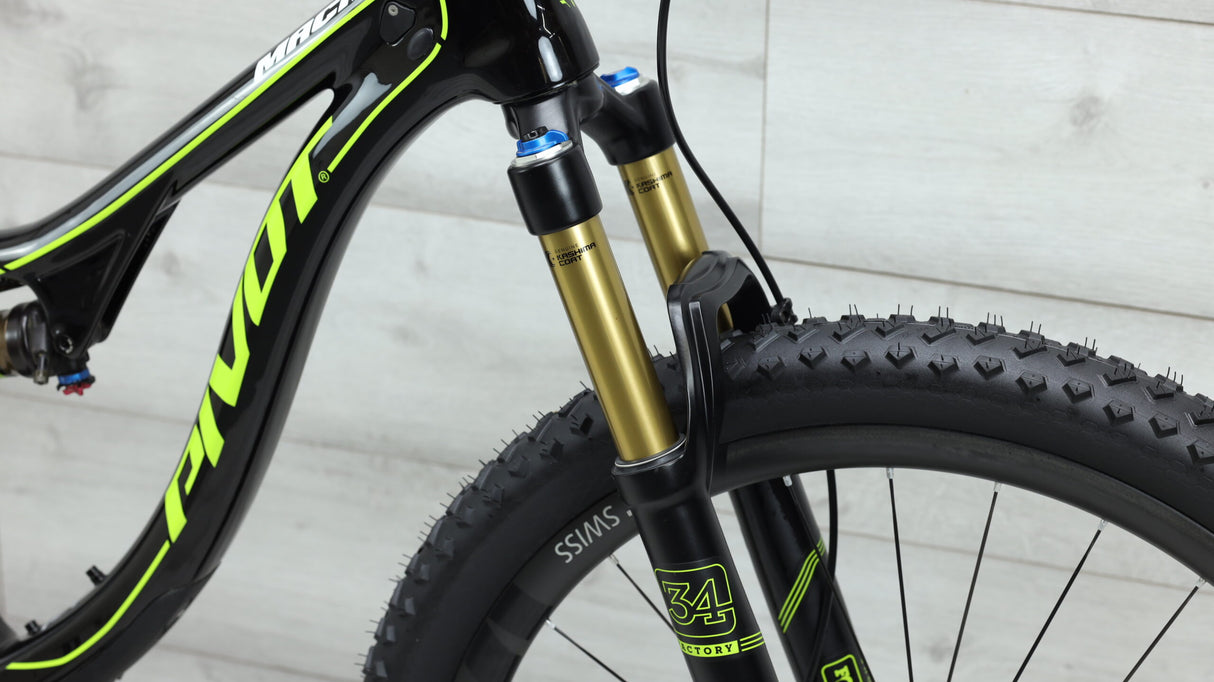 Bicicleta de montaña de carbono Pivot Mach 4 2017 - Pequeña