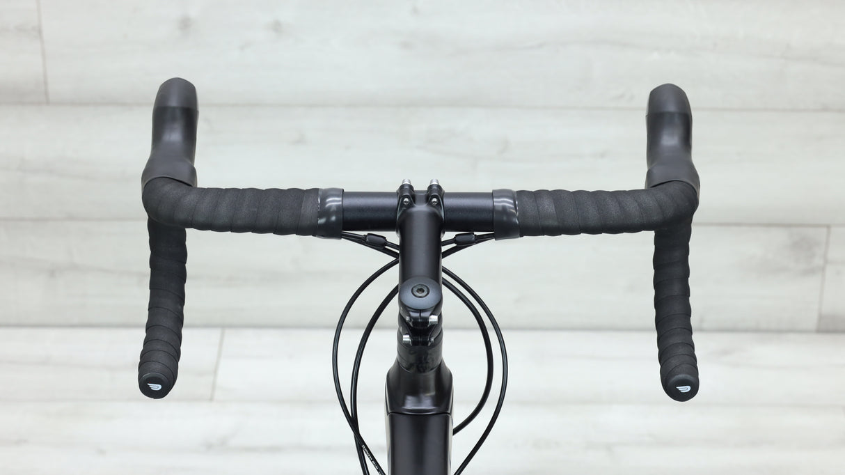 2017 BMC Roadmachine 02 Road Bike - 56cm