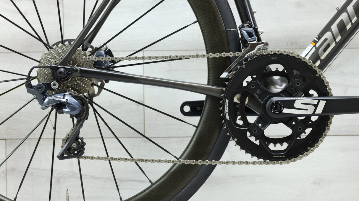 2019 Cannondale SuperSix EVO Carbon Disc Ultegra Road Bike - 52cm