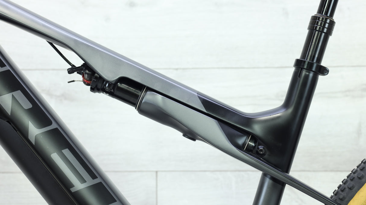 2022 Trek E-Caliber 9.6 Mountain E-Bike - Large