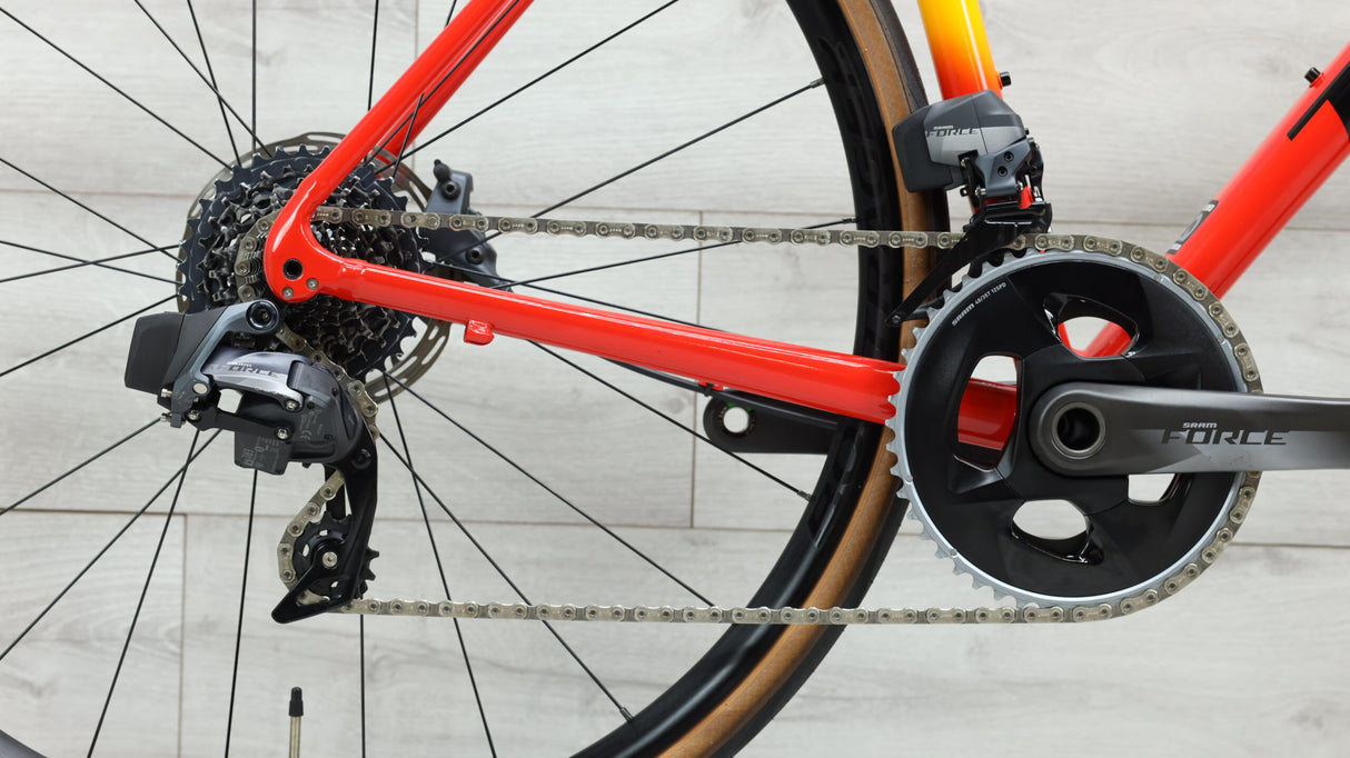 2022 Trek Emonda ALR Road Bike - 54cm