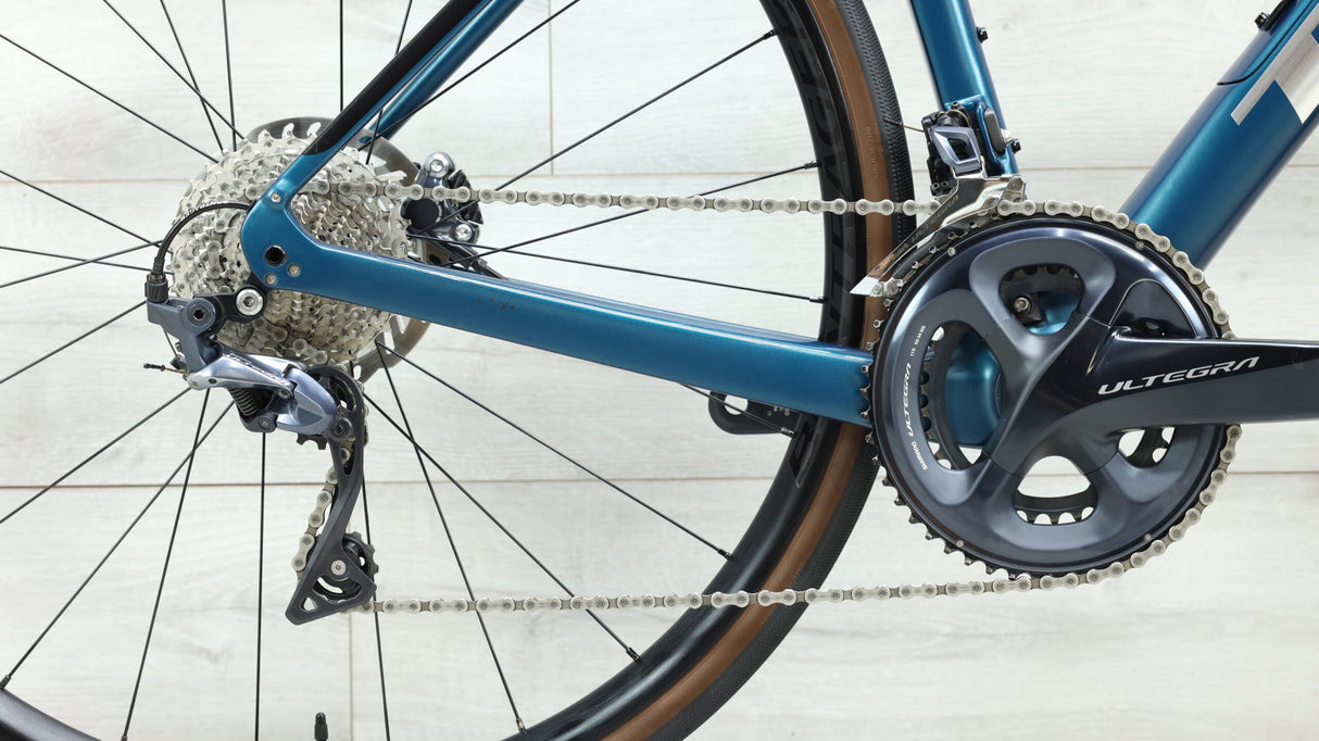 2022 Trek Domane SL 6 Road Bike - 52cm