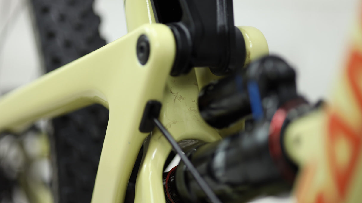 Santa Cruz Hightower C  Mountain Bike - 2020, Small