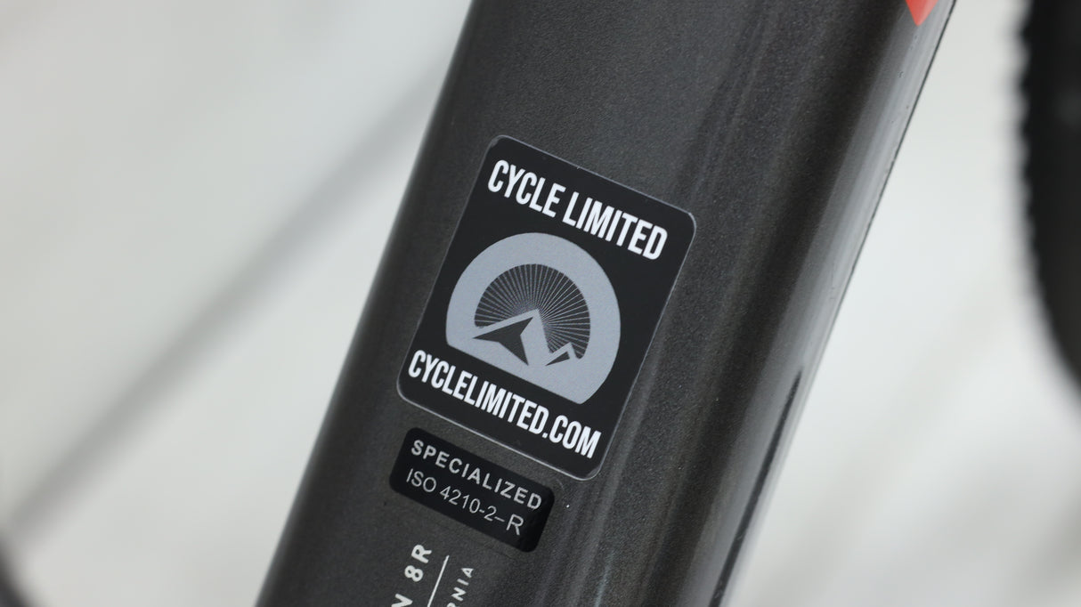 2021 Specialized Diverge Base Carbon Gravel Bike - 56cm