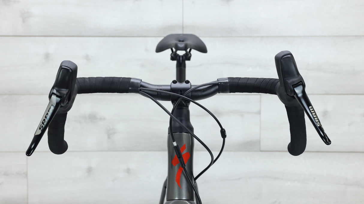 2021 Specialized Diverge Base Carbon Gravel Bike - 56cm