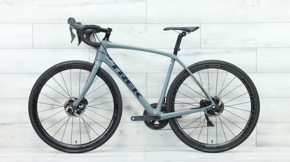 2018 Trek Domane SL 8 Disc Road Bike - 54cm