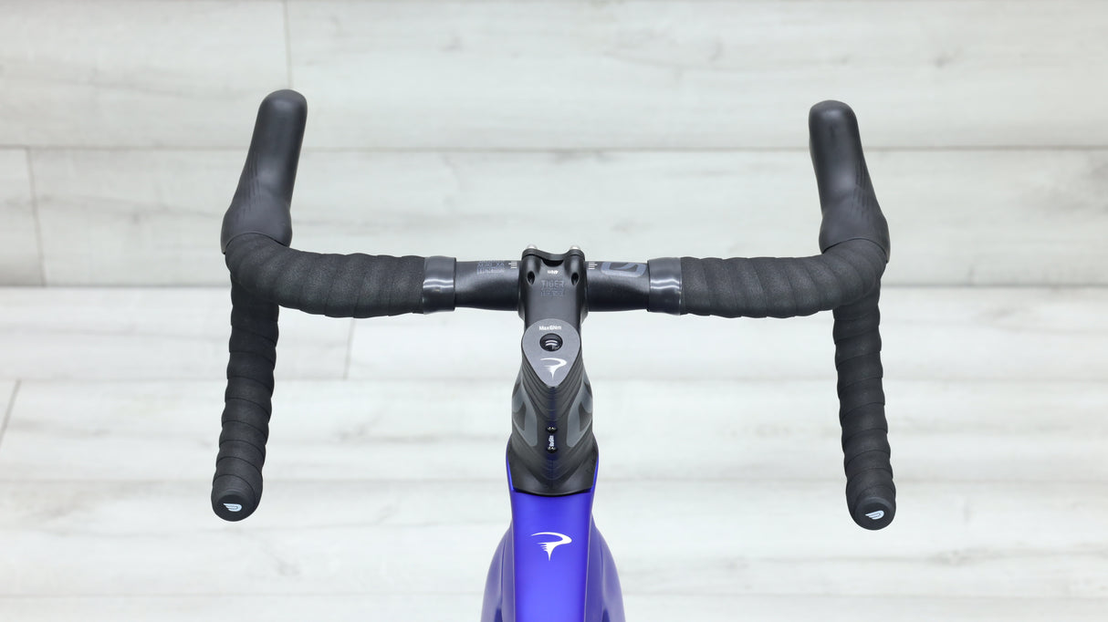 2023 Pinarello F5 105 Di2 Road Bike - 46.5cm