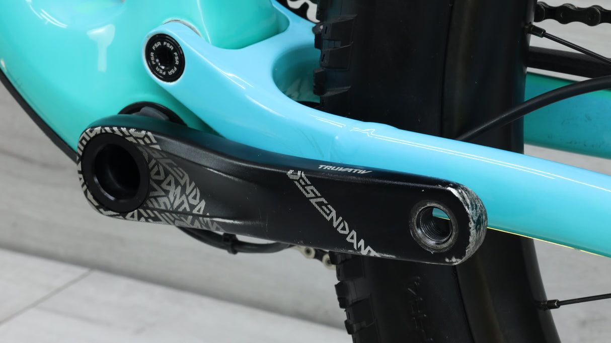 2018 Specialized Stumpjumper Expert 6Fattie Mountain Bike - Large