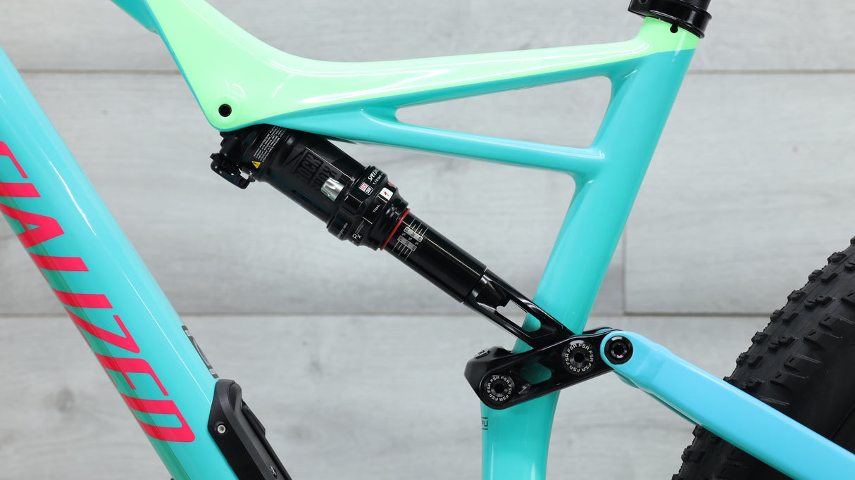 2018 Specialized Stumpjumper Expert 6Fattie Mountain Bike - Large