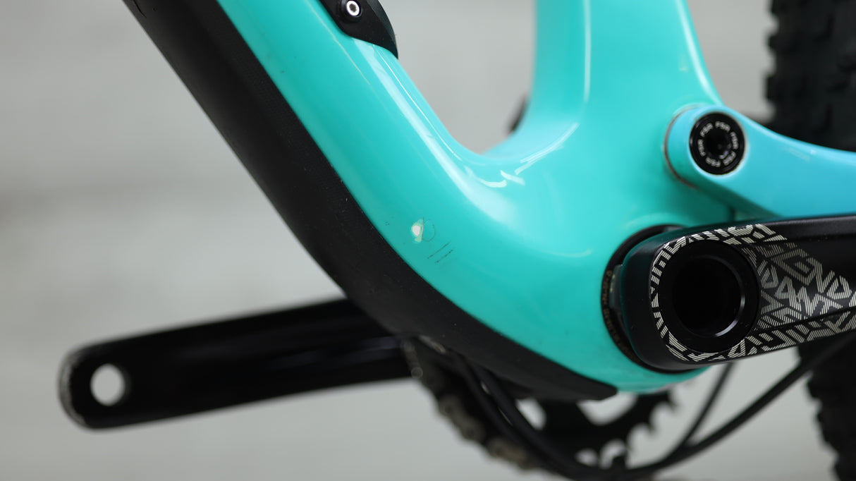 2018 Specialized Stumpjumper Expert 6Fattie Mountain Bike - Large