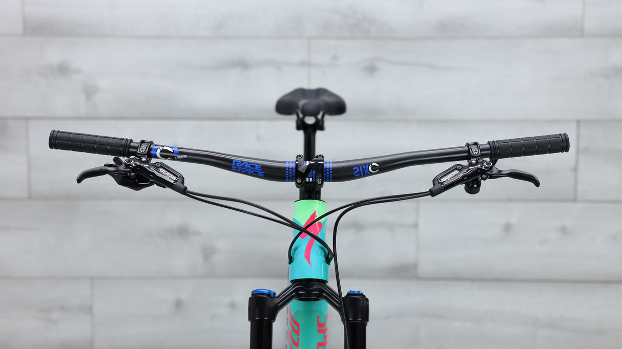 2018 Specialized Stumpjumper Expert 6Fattie Mountain Bike - Large