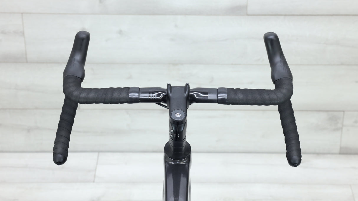 Trek Emonda ALR Disc Di2 Road Bike - 2024, 60cm