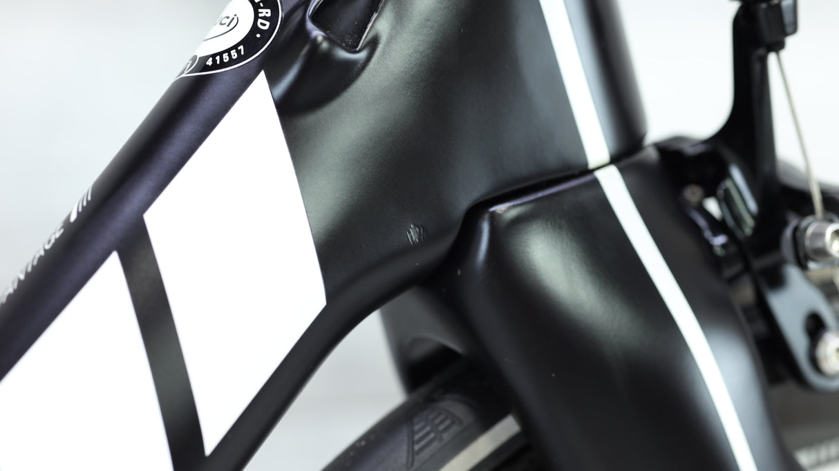 2016 Fuji Transonic 2.5 LE Road Bike - Large