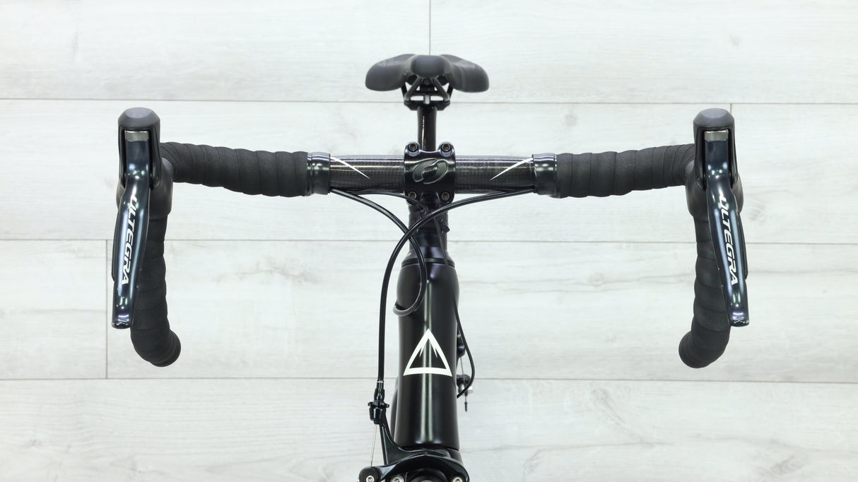 2016 Fuji Transonic 2.5 LE Road Bike - Large