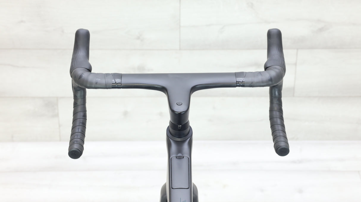 2023 Canyon Endurace CFR Di2 Road Bike - Medium