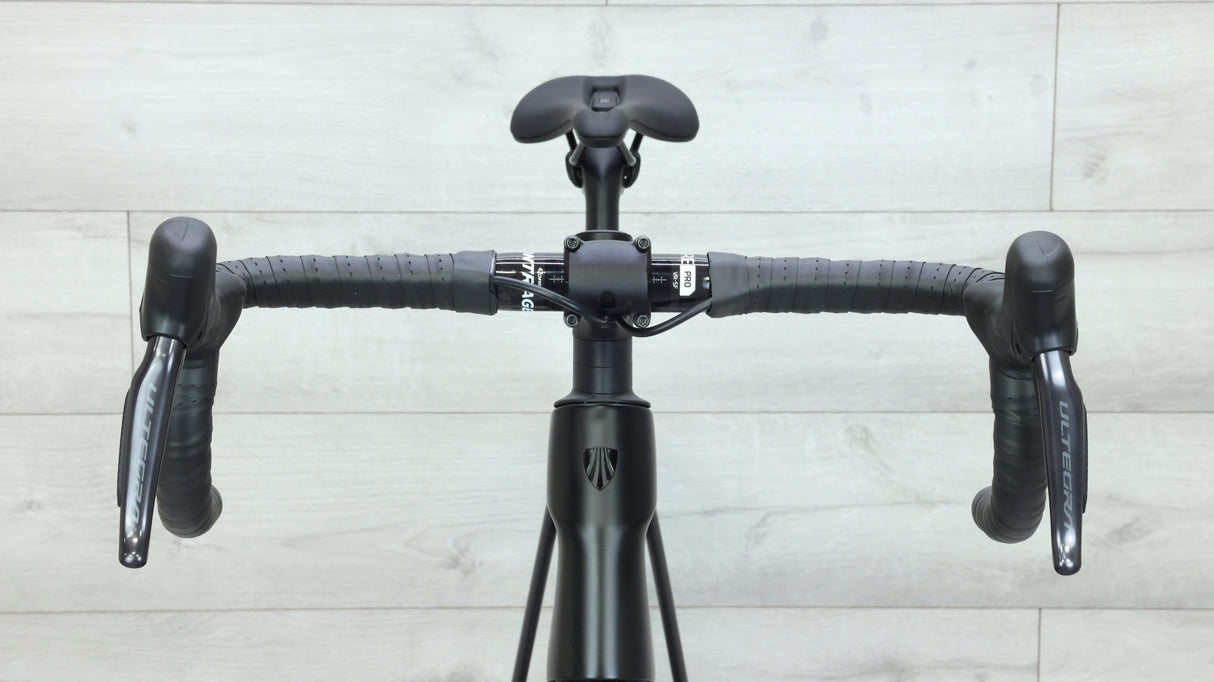 2024 Trek Domane SLR 7 Gen 4 Road Bike - 54cm