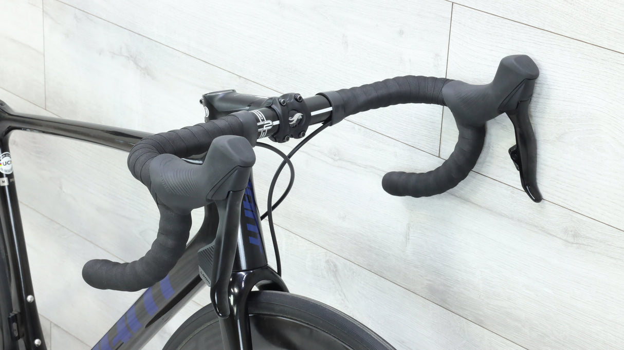 Giant TCR Advanced Pro Disc Road Bike - 2021, Medium