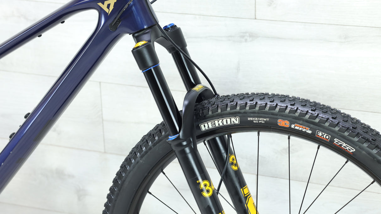 2023 YT Izzo Core AXS Mountain Bike - Large