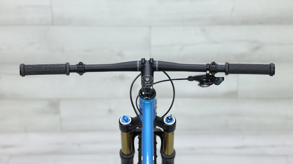 Soma Riff Mountain Bike - 2023, Small
