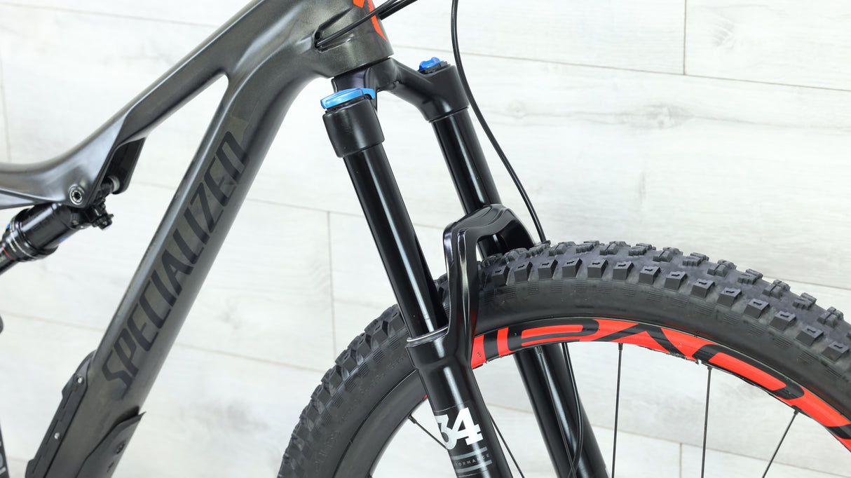 2018 Specialized Stumpjumper Expert 29 Mountain Bike - Medium