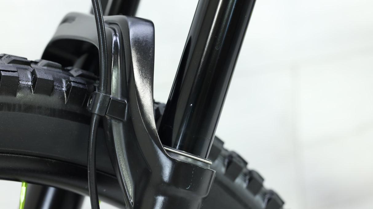 2019 Specialized Stumpjumper Comp Carbon 27.5 Mountain Bike - X-Large