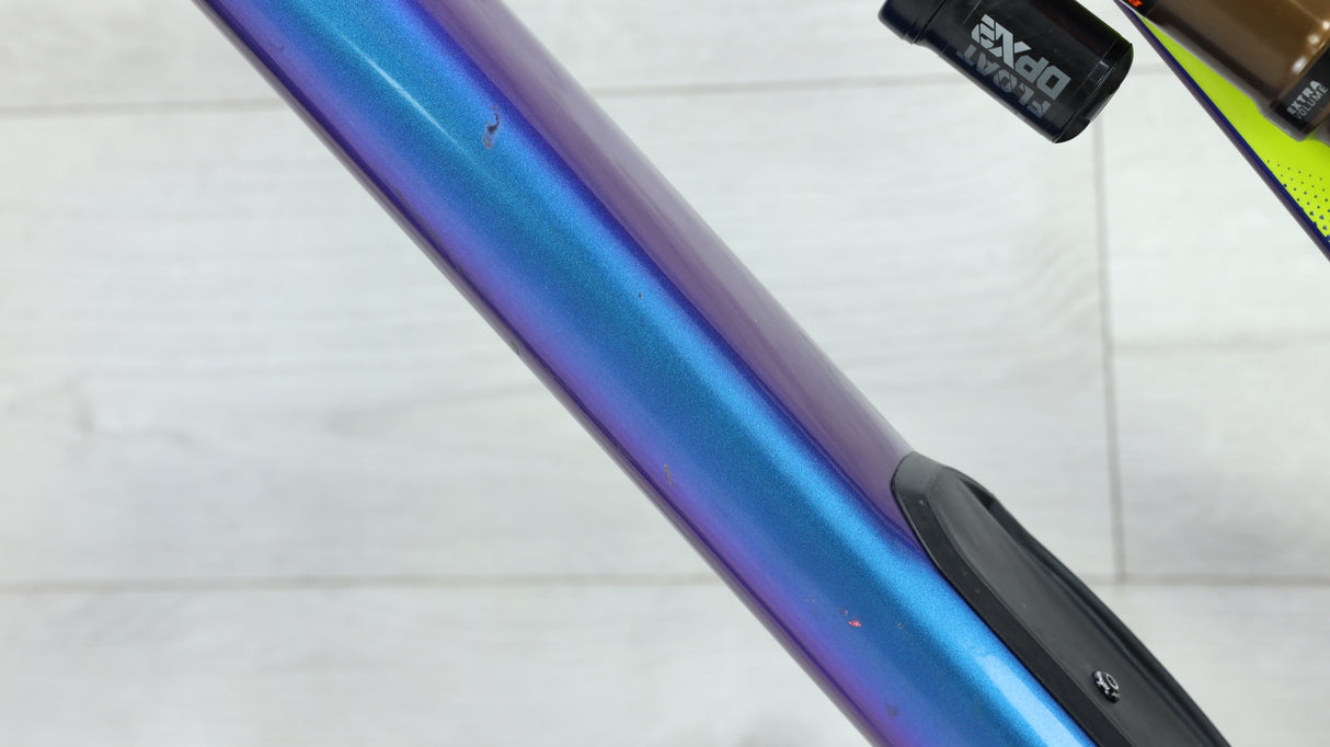 2019 Specialized Stumpjumper Comp Carbon 27.5 Mountain Bike - X-Large