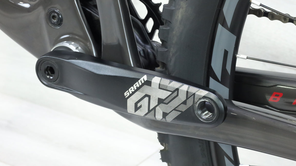 2018 Santa Cruz Bronson Carbon C S Mountain Bike - Large