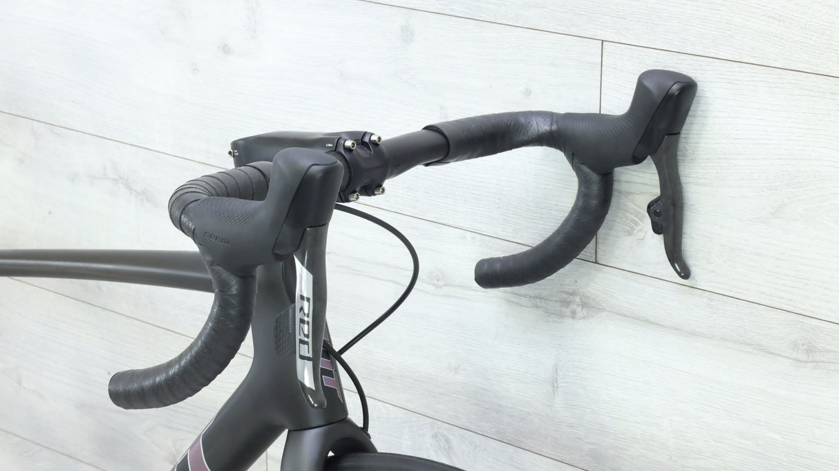 2022 Giant TCR Advanced SL Disc 0 RED Road Bike - Medium