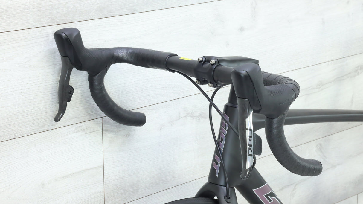 2022 Giant TCR Advanced SL Disc 0 RED Road Bike - Medium