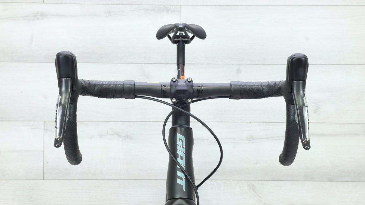 2022 Giant TCR Advanced SL Disc 0 RED Road Bike - Medium