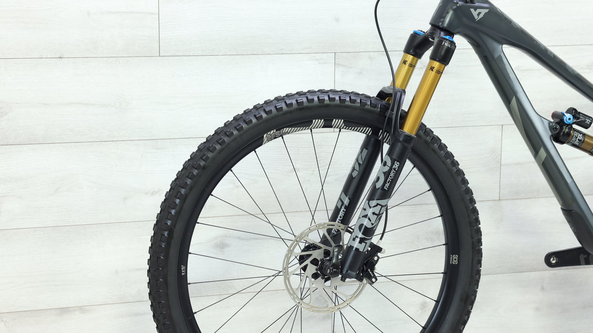 2019 YT Jeffsy 29 CF Pro Race Mountain Bike - Medium