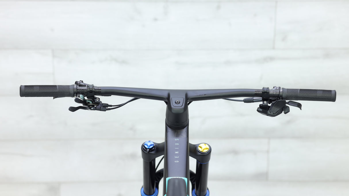 2023 Scott Genius ST 910 Mountain Bike - Medium