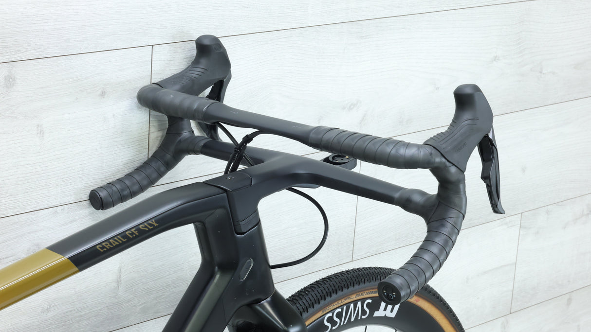 Canyon Grail CF SLX 8 Di2 Gravel Bike - 2022, Medium