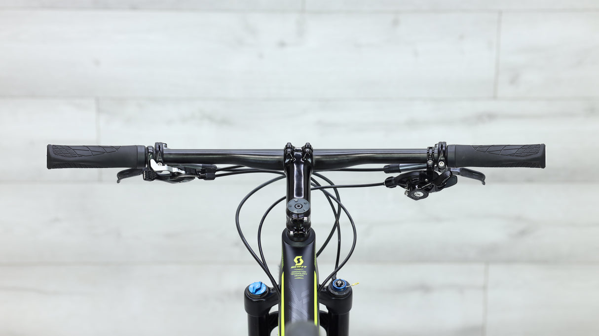 2017 Scott Spark RC 900 World Cup Mountain Bike - Large