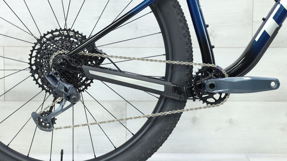 2023 Trek Roscoe 8 Mountain Bike - Large