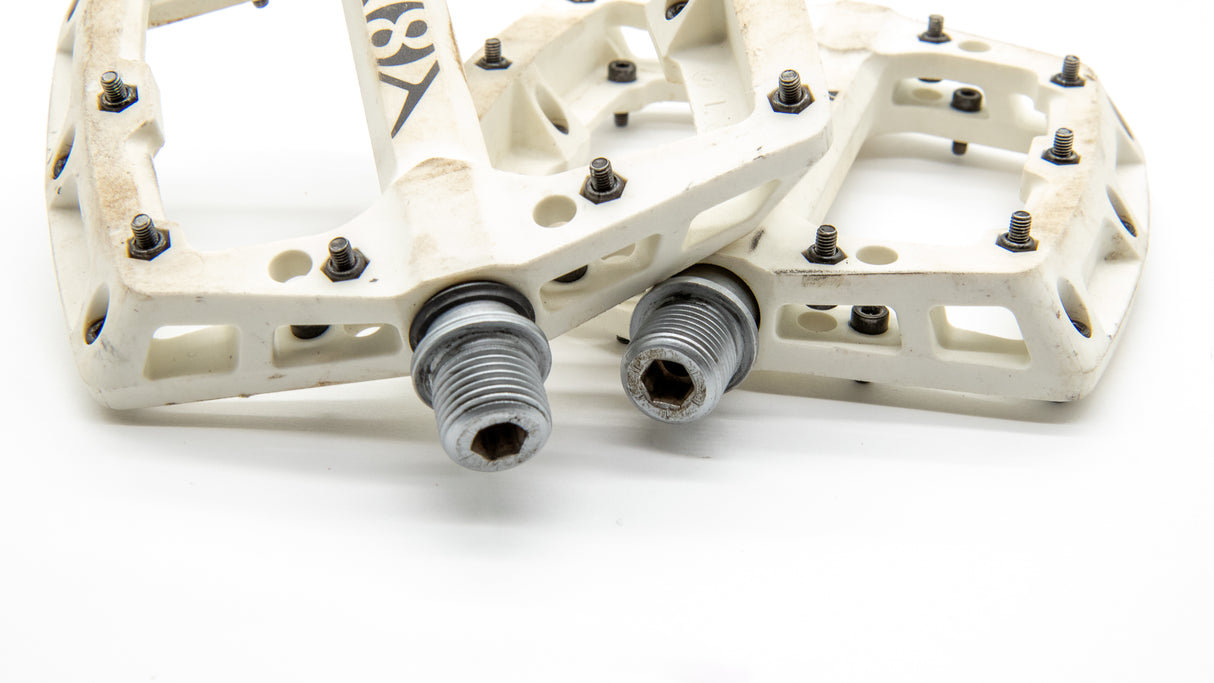 Origin8 Retox Platform White Pedals 361g