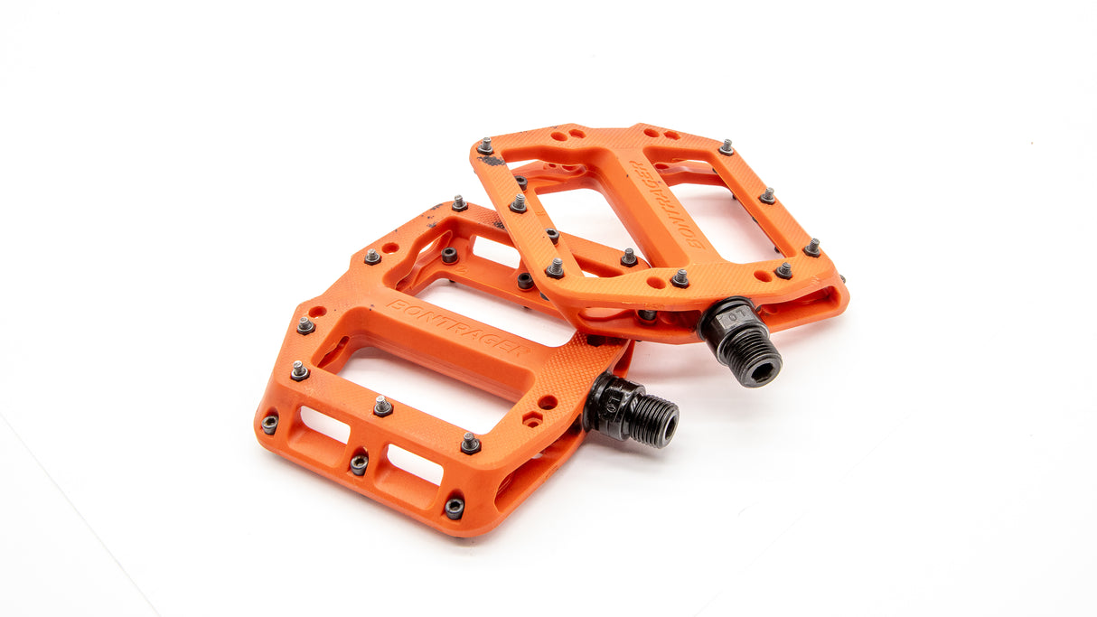 Bontrager Line Elite MTB Flat Pedal Orange 350g