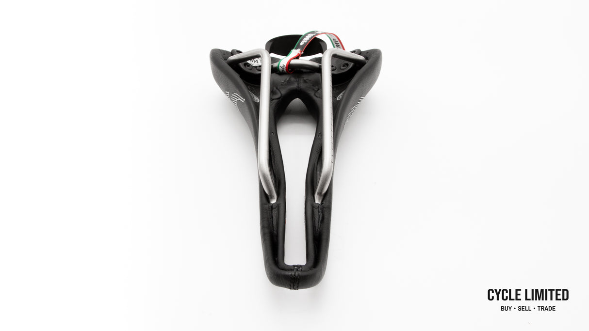 Selle SMP Lite 209 Black Saddle 332g