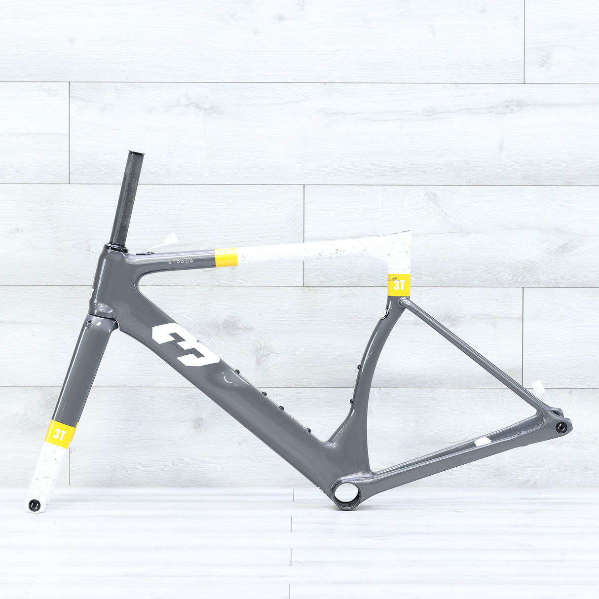 3T Strada 1x Disc Brake Aero Road Bike Frameset 700c Grey/Gold - X-Small