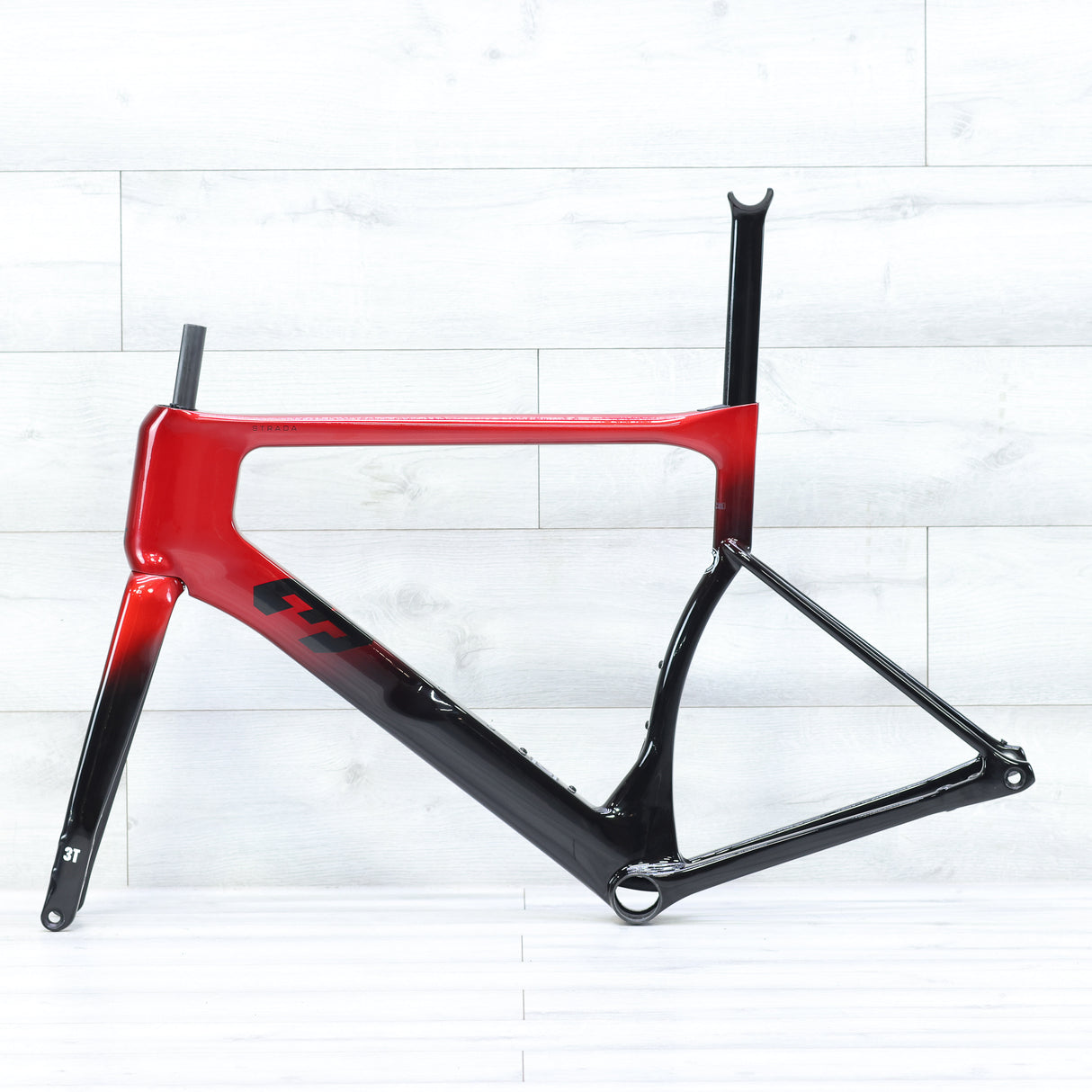 3T Strada 2x Disc Brake Aero Road Bike Frameset 700c Red/Black - 56cm