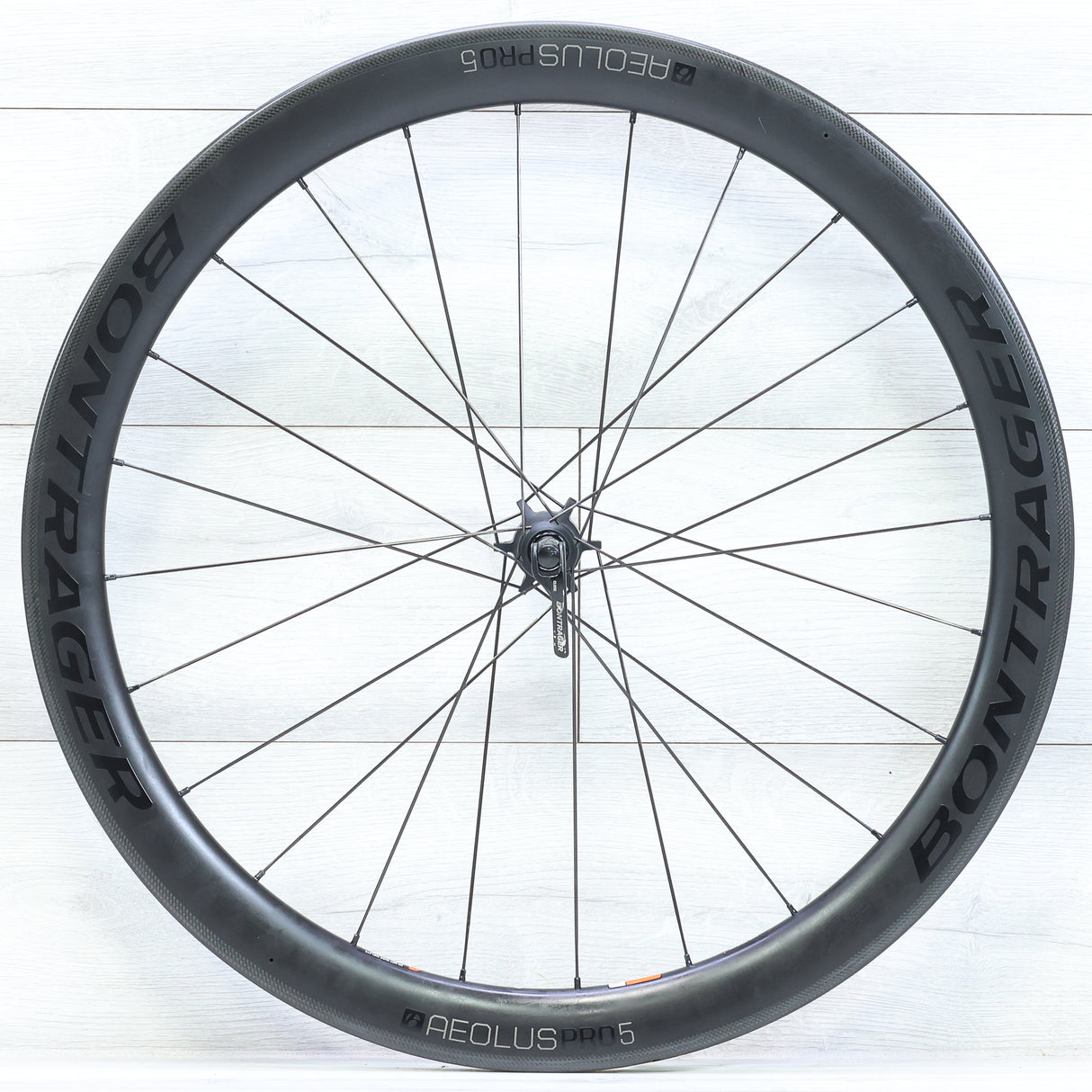 Bontrager Aeolus Pro 5 TLR Carbon Rim Brake Wheelset Shimano/SRAM 11 Speed