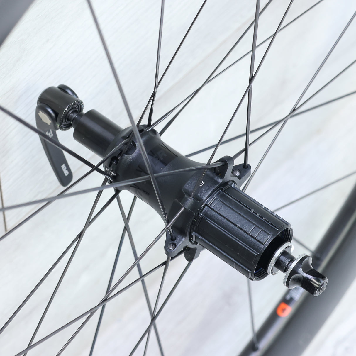 Bontrager Aeolus Pro 5 TLR Carbon Rim Brake Wheelset Shimano/SRAM 11 Speed