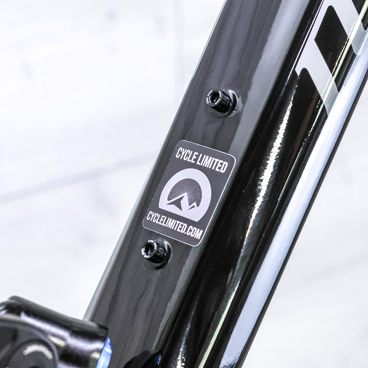 Niner WFO 9 RDO Full Suspension Frame – Fox Float X2 Factory, Fade To Black