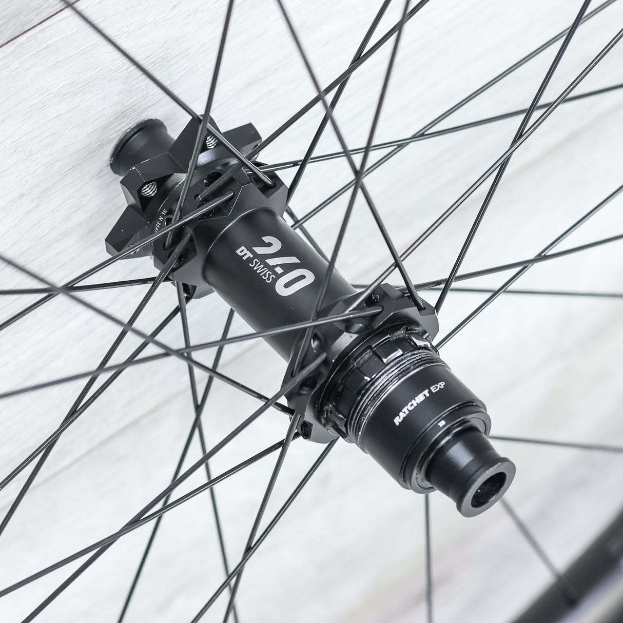 DT Swiss XMC 1501 Carbon 29" Wheelset – Tubeless, 6-Bolt Disc, XD Driver, 12-Speed