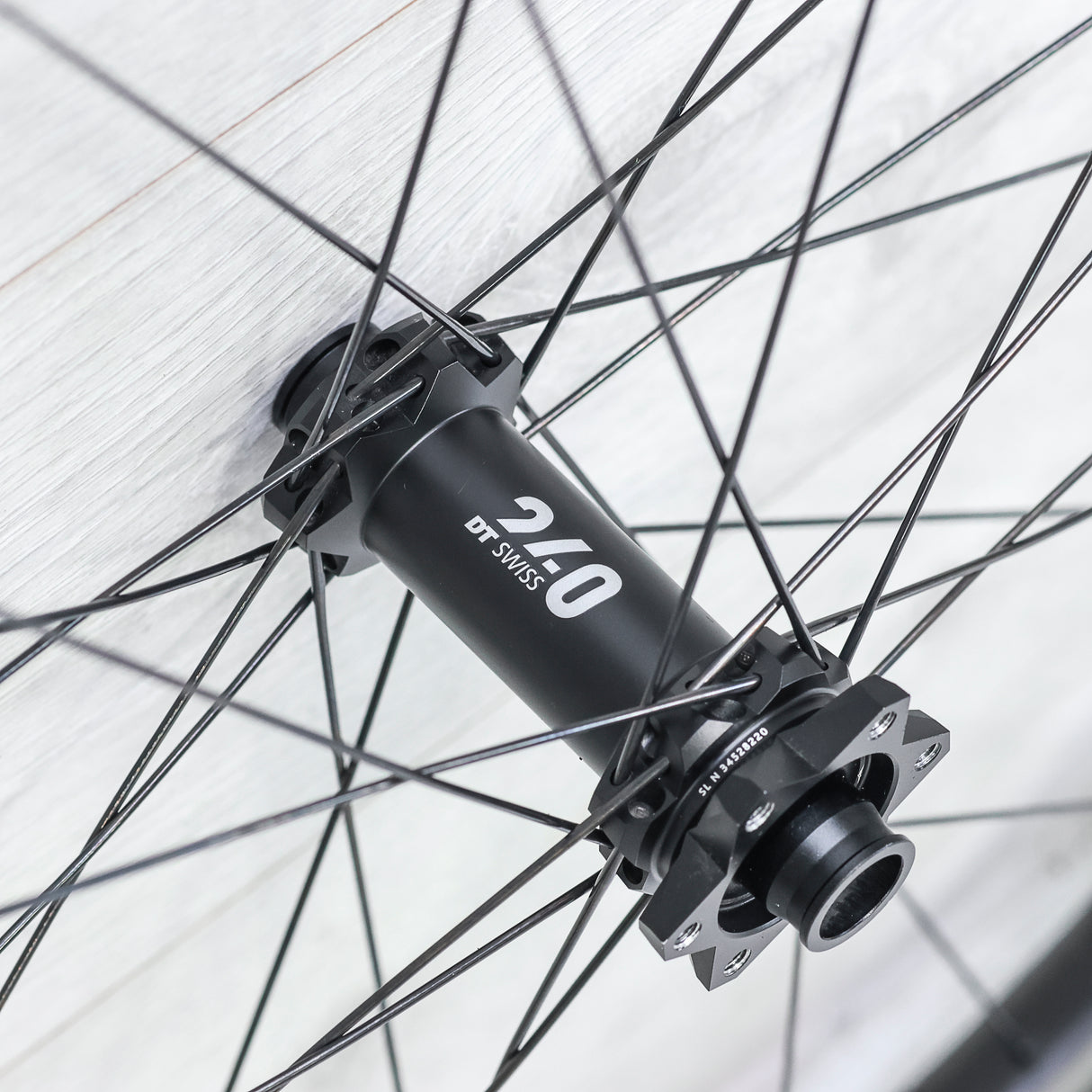 DT Swiss XMC 1501 Carbon 29" Wheelset – Tubeless, 6-Bolt Disc, XD Driver, 12-Speed