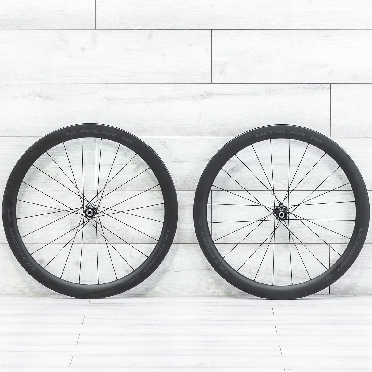 Shimano Ultegra C50 Carbon Disc Wheelset – 700c, Tubeless, Center Lock, HG Driver, 11/12-Speed