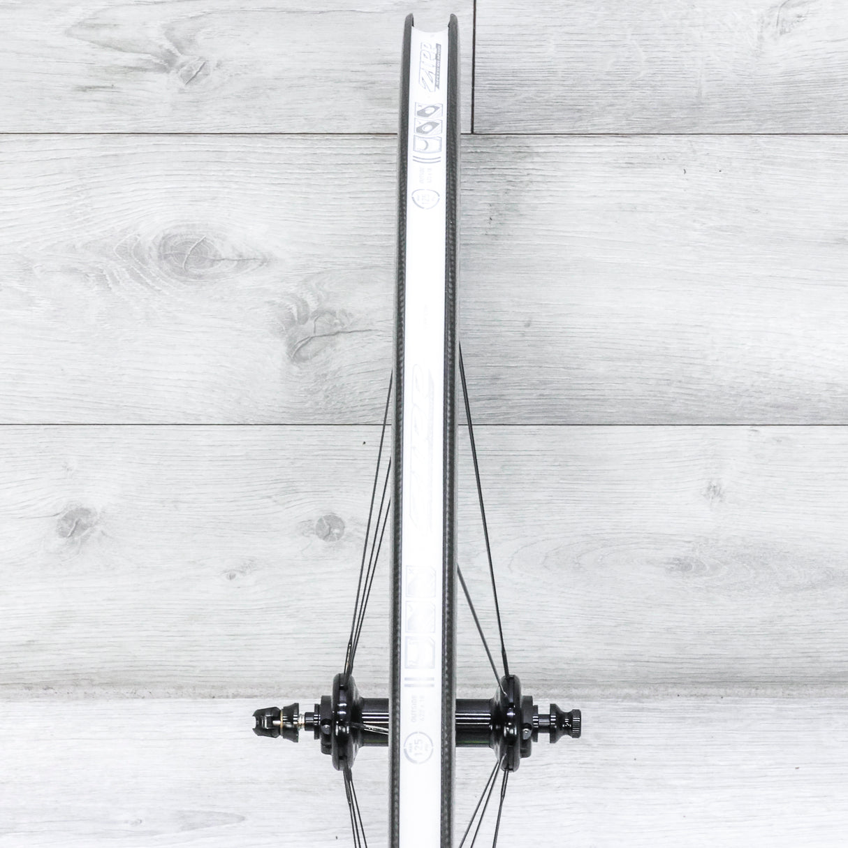 Zipp 404 Firecrest Carbon Wheelset – 700c Rim Brake, Clincher, HG 11-Speed